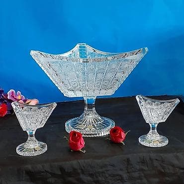 ag yolka: Tom 
Meyve qabi 240 azn
murebbe qabilar cutu 115 azn — 2