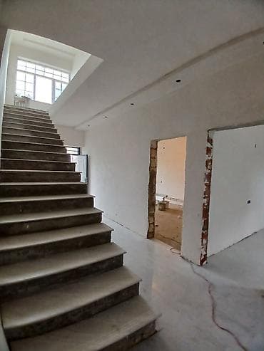 atciliqda torpaq satilir: 4 otaqlı, 170 kv. m, Yeni təmirli — 5