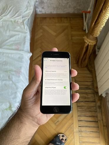 iphone x barter: IPhone 8, 64 GB, Qara, Barmaq izi — 4