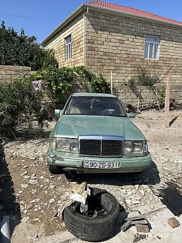 mercedes e class: Mercedes-Benz W124: 2.5 l | 1991 il Sedan — 2