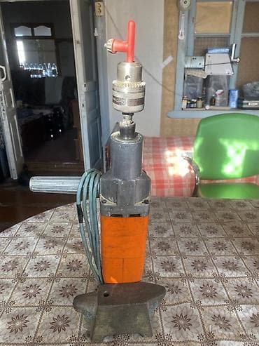 Sənaye tipli şpindelli elektrik matkap redukturlu - Güclü