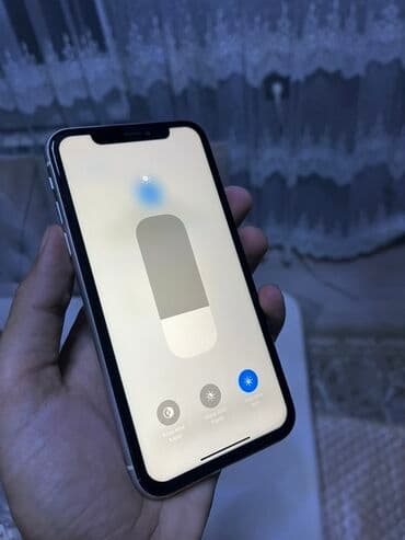 kontakt home iphone xr: IPhone 11, Ağ, Face ID — 5