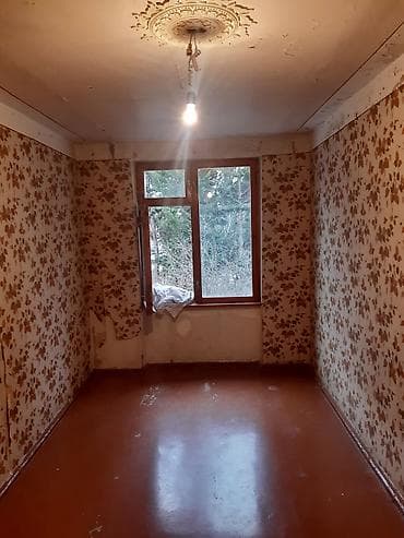 binede ipoteka evler: Sumqayit seh 1 ci mik 5/2 3 otaqli seliqeli ev Qiymeti 300 azn — 9