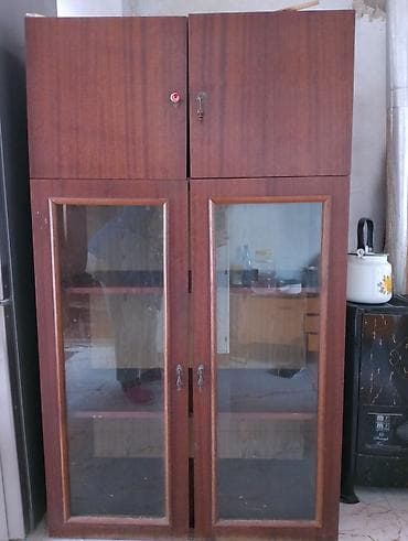 seyf skaf: Taxtadan hazırlanmış şkaf-vitrin - Material: kəsilmiş taxta karkas — 1