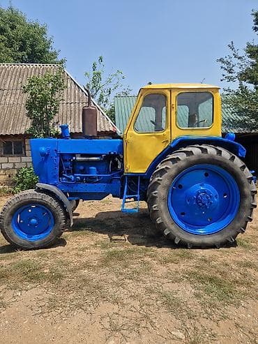 maşınlar 011: Traktor və dırmıq ot yığan araba(presiv) Traktor MTZ tipli (klassik — 7