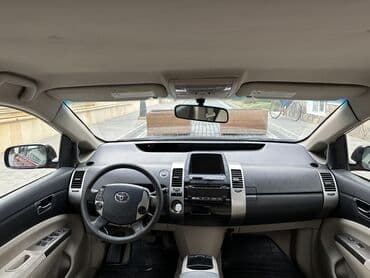 инвертор с 12 на 220 вольт: Toyota Prius: 1.5 l | 2009 il Hetçbek — 9