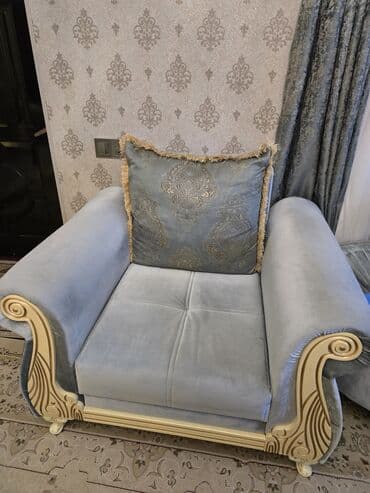 Alfa Romeo: İşlənmiş, Klassik divan, Divan, Bazasız — 3