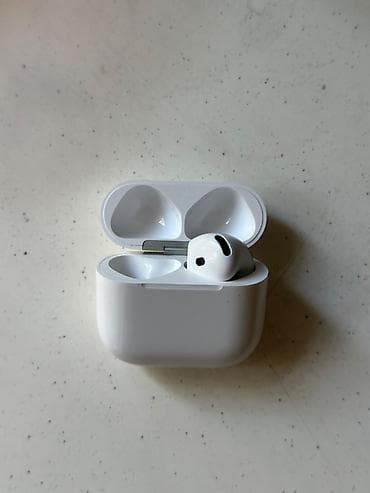 appl: Məhsul: Airpods 4 Məhsul orginaldır, İSpacedan alınıb 349.00 AZN-a. 9 — 2