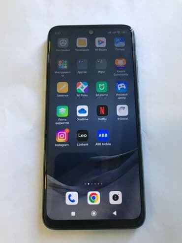 mi 8 ekran: Xiaomi Mi 10, цвет - Черный, 
 Две SIM карты — 3