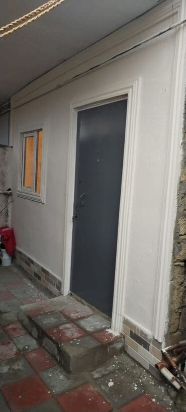 130 nomreli mekteb: 1 otaqlı, 35 kv. m, Yeni təmirli — 2