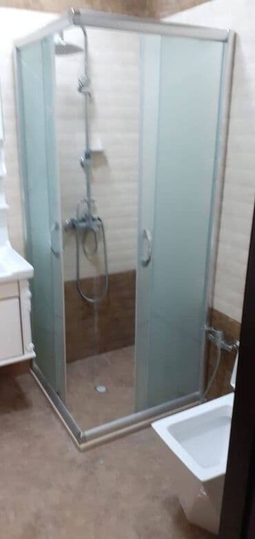 tam temirli menziller: İnşaatçılar metrosunun çıxısında inşaat binasında 12 mertebeli — 5