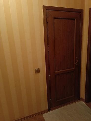 2 ədəd plastik qapı,hamam və tualet üçün.1 ədədi 70 azn