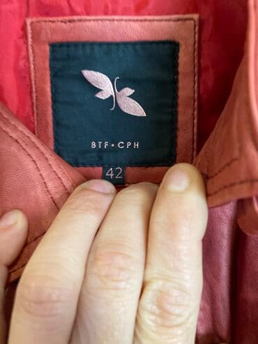 dəri jaket: Tecili hamisi orijinal her bir 25 manat — 3