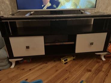 стеклянная подставка под телевизор: Б/у, Прямой ТВ стенд, С полками, Ламинат — 2