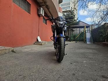 mataskilet: Bajaj 200 sm3 — 4