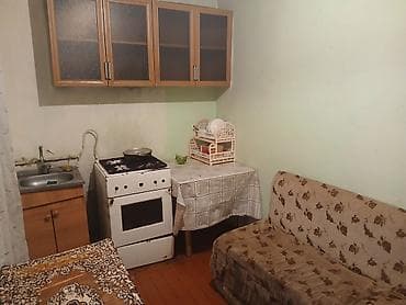 qebele ev: Ev 2 ci alatava xaliq faiqoğlu qarajının yaxınlığında yerləşir.Ev — 1