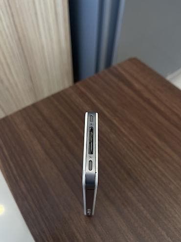 apple ipod touch: IPhone 4S, 16 GB, Ağ — 4