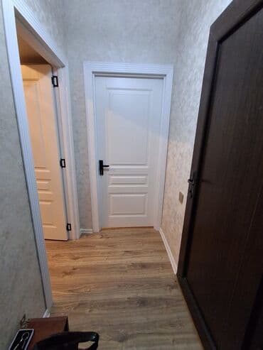 sumqayitda kiraye evler 1 otaqli 2022: Xırdalan Kristal 1-də tam təmirli mənzil kirayə verilir. Mənzil Yarım — 3