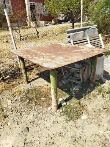 su çəni satışı: İşlənmiş, Metal, Kvadrat masa — 1