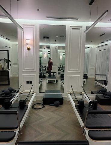 Reformer.4 ədəd 6500 Yeni kimi👍🔥 - Zərif, geniş və güzgülərlə təchiz