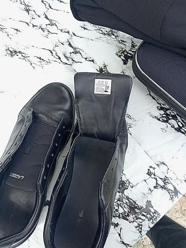 Lacoste kişi idman ayaqqabısı - Rəng: tam qara - Brend loqosu: yan — 4