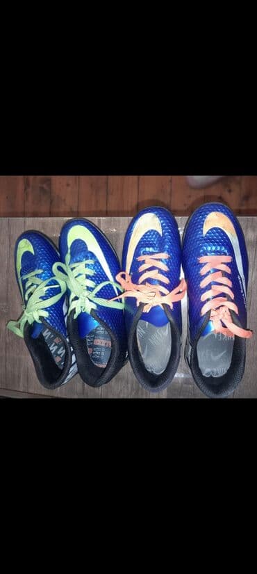 Maskalar, eynəklər: Butslar Nike — 4