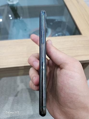 usb kabel iphone: IPhone 11 Pro, Matte Midnight Green, Simsiz şarj — 9
