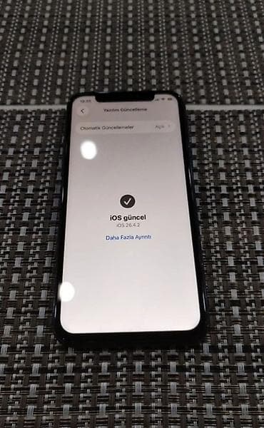 iphone 2: IPhone 11 Pro, Qızılı, Simsiz şarj — 3