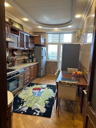 ev alıram: 4 otaqlı, Yeni tikili, m. Neftçilər, 135 kv. m — 4