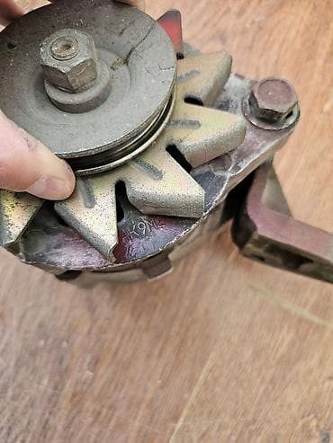 kamaz kardan: VAZ klassik modelləri üçün generator (12V) - Mexaniki kasnaklı — 3