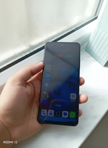 işlənmiş manitorlar: Oppo A3, 128 GB, rəng - Qara, Sensor — 2