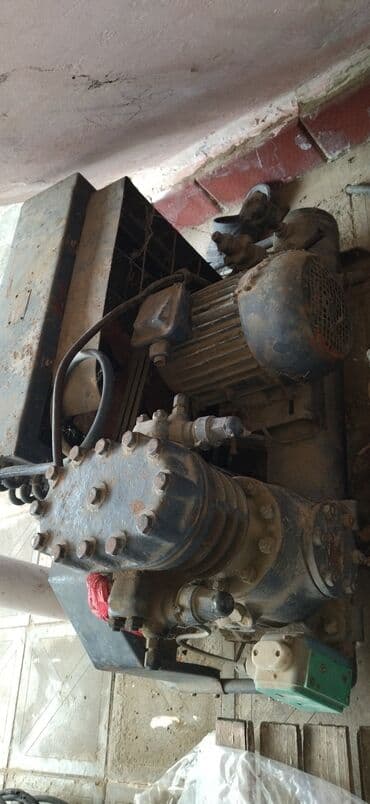 компрессор аренда бишкек: Soyuducu kompressor 3 fazadı. heç isləmiyib — 2