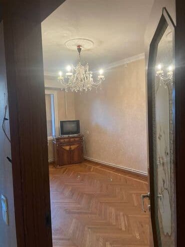 gəncə kiraye ev: Məzil kirayə verilir. 4 otaq, 9.4 m, 110 kv, Eshyasizdi konbi var orta — 12