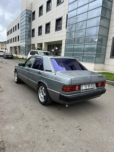 turbo az opel astra: Mercedes-Benz 190 (W201): 2 l | 1992 il Sedan — 7