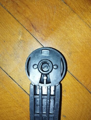 москвич 407 запчасти: Vaz pəncərə açan — 4