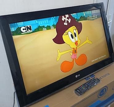 video reqstrator: LG televizor - Ekran diaqonalı təxminən 32" (ölçü sinfi) - LCD/LED — 1