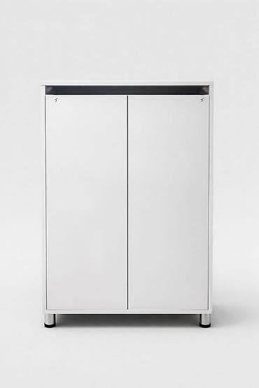 Ağ rəngli 2 qapılı şkaf - Ölçülər: hündürlük 1.10 m, en 70 sm -