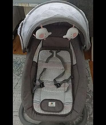 Oğlan və qız üçün, Yeni, Beşik, Matras ilə, Yellənmə mexanizmi ilə — 1