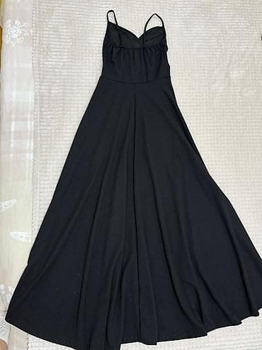 Qara uzun gece/libas - Model: nazik ipli, V-kəsimli sinə hissəsi — 2