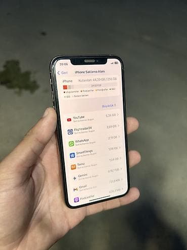 iphone 11 ikinci el kredit: IPhone Xs, 256 GB, Qızılı, Face ID — 8
