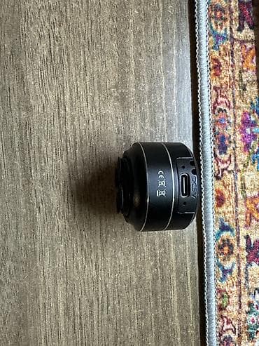 мини наушник: Vakumlu mini səs ucaldan, yapışdığı səthin böyüklüyünə görə güclü bass — 2