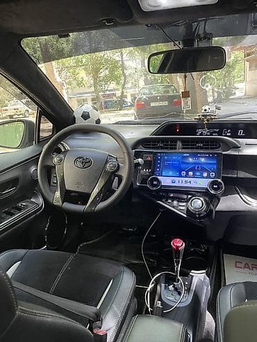 led isiqlar: Toyota Aqua: 1.5 l | 2015 il Hetçbek — 10