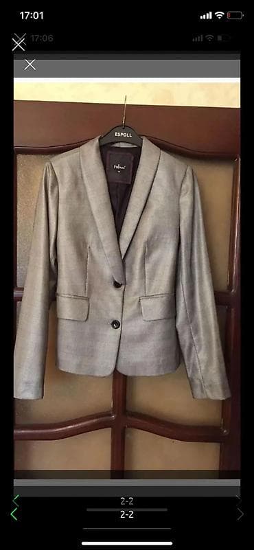 qadin kurtkalari yeni: Satilir pencek Srazmer.seriy reng.Yenidi — 2