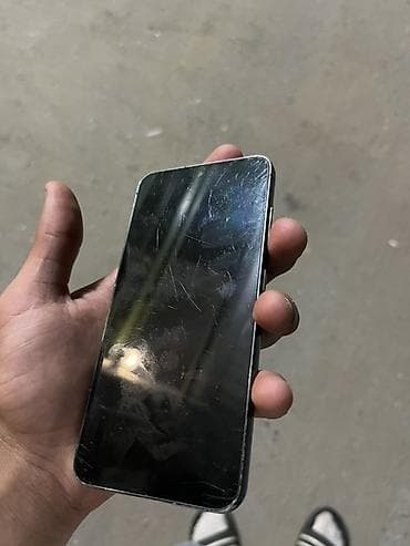 Samsung Galaxy S23, rəng - Boz, Qırıq
