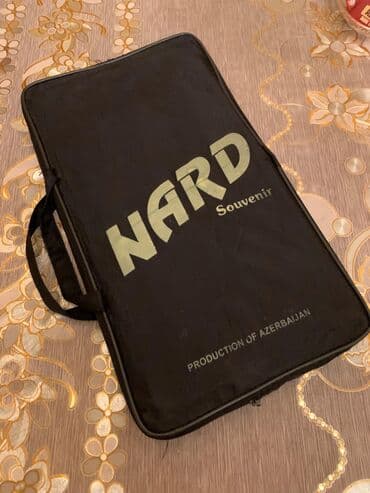 Qoruyucu plyonka və şüşələr: Ağacdan hazırlanmış, əl işi naxışlarla bəzədilmiş nərd-taxta dəsti — 2