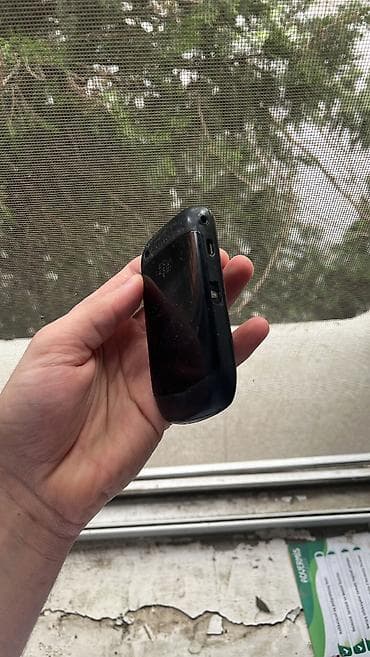 Blackberry Curve 8900 — 2