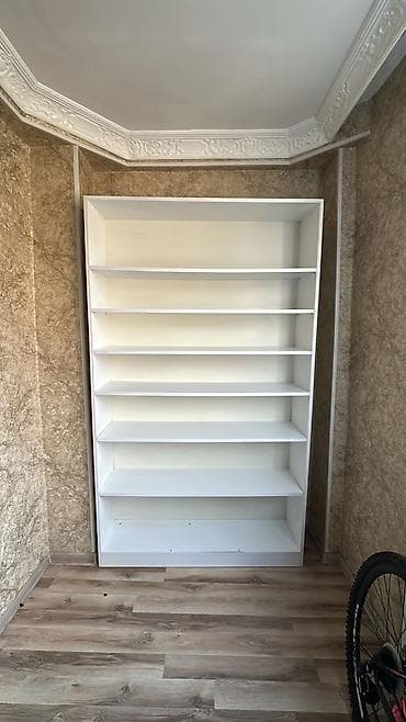 Ref Dolab. 70man. Yaxsi veziyyetdedi.Tecili kocle bagli