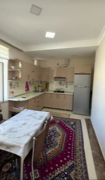 guneslide satilan evler: Binəqədi qəs. 3 otaqlı, 90 kv. m, Yeni təmirli — 4