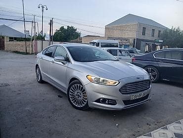 Ford Fusion: 2 l | 2016 il 192000 km Sedan