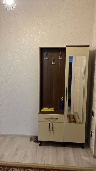 8 mikrorayon: Binəqədi rayonu,9 mkr,Tərlan şadlıq sarayının arxasında,15 mərtəbə — 8